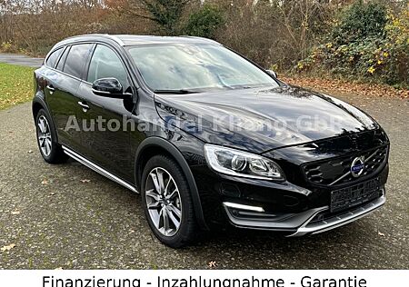 Volvo V60 Cross Country Summum TOP ZUSTAND