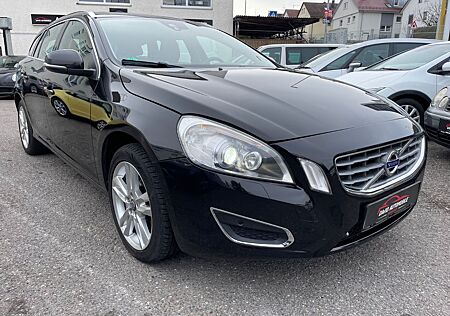 Volvo V60 D3 Kombi*STANDHZ/LEDER/AUTOM/TÜV NEU*