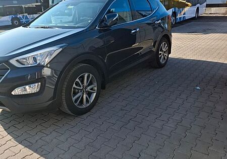 Hyundai Santa Fe 2.2 CRDi Style 4WD Automatik Style