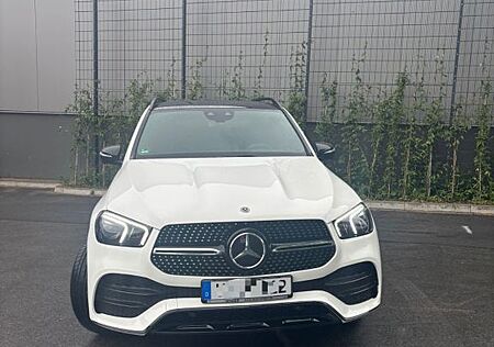 Mercedes-Benz GLE 350 d - Amg Memory Burmester Pano 360* totwi