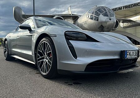 Porsche Taycan 4S LED-Matrix/Nachtsicht./20"Turbo ALU