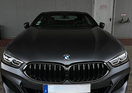 BMW M850i xDrive Coupé -