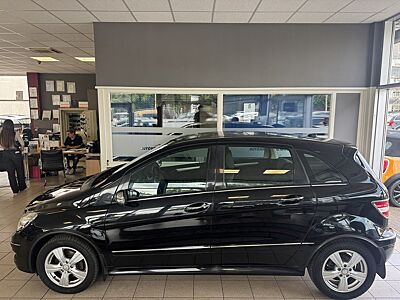Mercedes-Benz B 200 Automatik Sport Tüv NEU T-Leder Navi PDC