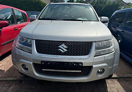 Suzuki Grand Vitara 2.4 VVT Comfort