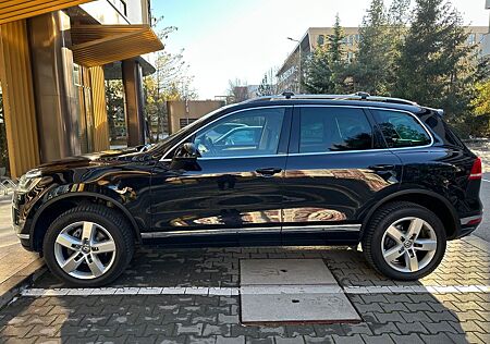 VW Touareg Volkswagen 3.0 V6 TDI 262PS R Line Air Suspension