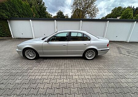 BMW 530 gebraucht kaufen BMW 530i E39 2001