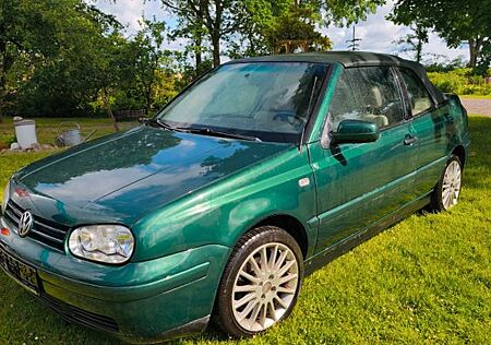 VW Golf Volkswagen 1.9TDI 81kW Highline Cabriolet Highline