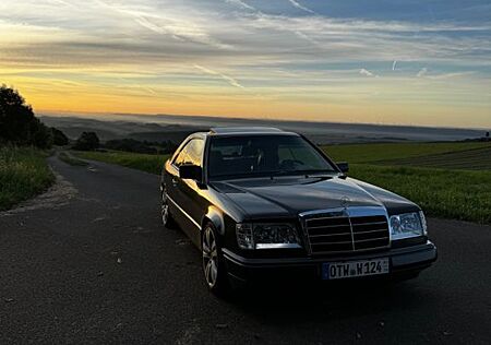 Mercedes-Benz CE 300