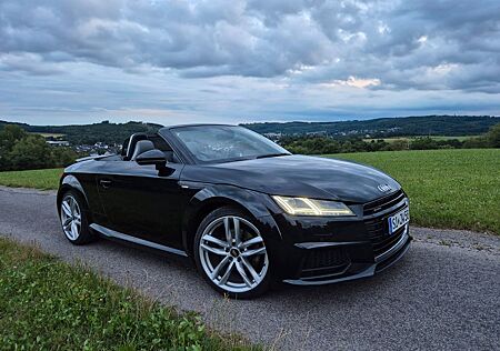 Audi TT Roadster 2.0 TFSI S tronic quattro S-Line -