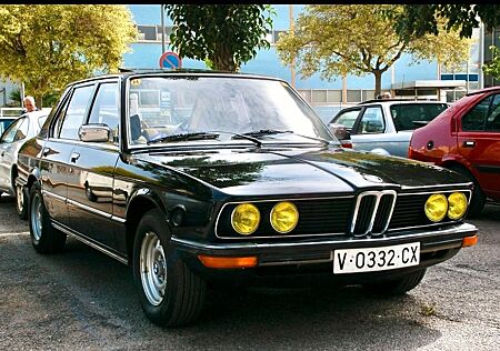 BMW 528i E12 1979 Schaltgetriebe