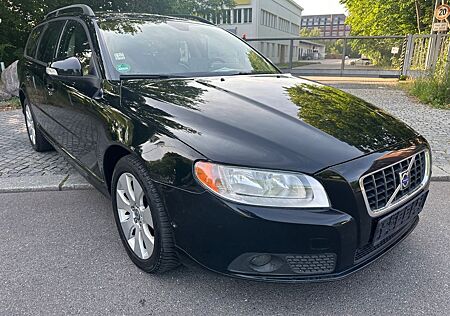 Volvo V70 Kombi Momentum