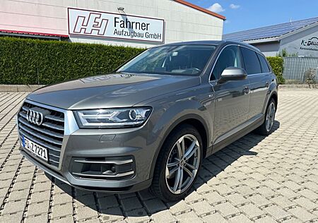 Audi Q7 3.0 TDI qu. 7 Sitze ACC AHK HuD Navi RüKa