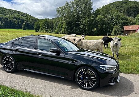 BMW M5 Competition - gepflegter Garagenwagen