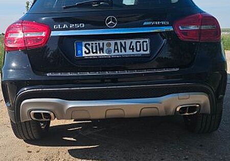 Mercedes-Benz GLA 250 4MATIC DCT AMG Line AMG Line