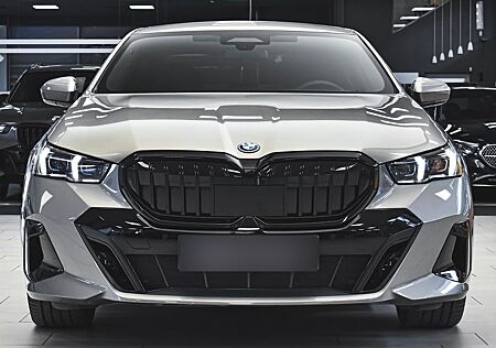 BMW 550e xDrive M Sport PHEV