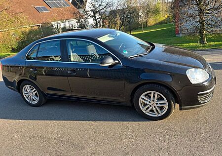 VW Jetta Volkswagen 2.0 TDI Comfortline Comfortline