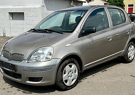 Toyota Yaris 1.3*1 HAND*SCHECKHEFT*TÜV NEU*SPARSAM*