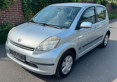 Daihatsu Sirion Klima, Tüv Neu, El.Fenster, Funkschlüssel