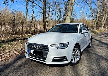 Audi A4 2.0 TDI 140kW S tronic sport VirtualCockpit