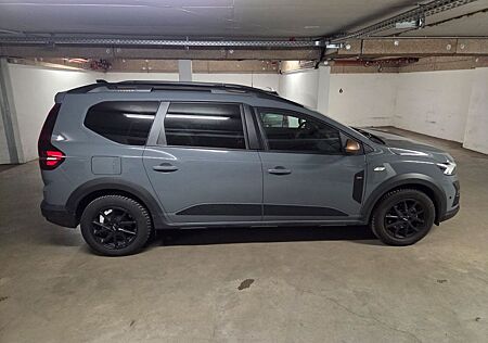 Dacia Jogger Hybrid 140 M-M-Auto Extreme+ 5-Sitzer...
