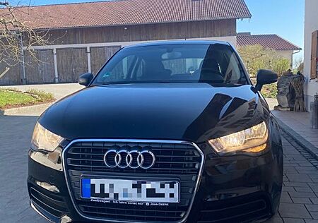 Audi A1 1.2 TFSI Attraction Attraction