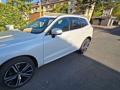 Volvo XC60 D4 R Design Geartronic Mod. 2019 Autopilot