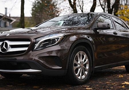 Mercedes-Benz GLA 220 D Urban
