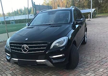 Mercedes-Benz ML 350 4MATIC -