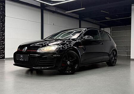 VW Golf Volkswagen VII GTI BMT 2HD/ROTE BREMSS/SONDERLACK/SHZ