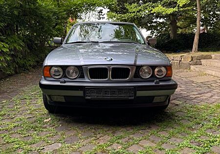 BMW 530i Touring