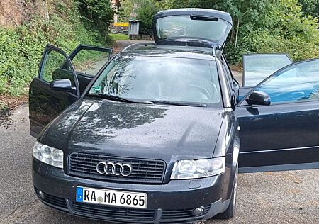 Audi A4 3.0 tiptronic quattro Avant -