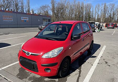 Hyundai i10 1.1 Classic: TÜV bis März 2027