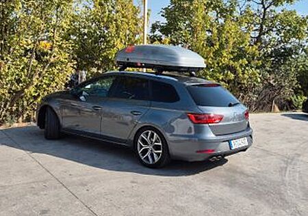 Seat Leon LCI/ST/FR/DSG/SCHFT/Top Ausgestattet