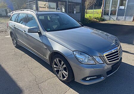 Mercedes-Benz E 250 CGI T BlueEFFICIENCY AVANTGARDE