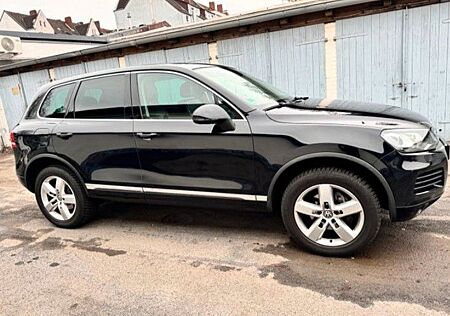 VW Touareg Volkswagen 7P 3.0 V6 TDI Tiptronic 245PS TÜV Neu
