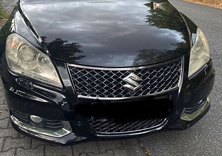 Suzuki Kizashi 2.4 SPORT CVT Allrad SPORT