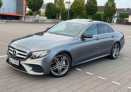 Mercedes-Benz E 220 d Autom*AMG LINE*WIDESCREEN*KAMERA*S-DACH*