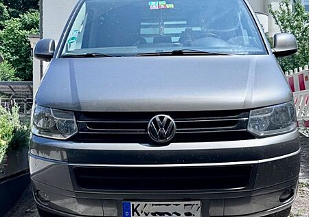 VW T5 Multivan Volkswagen T5.2 Multivan ATM 4Motion DSG 2. Schiebtür