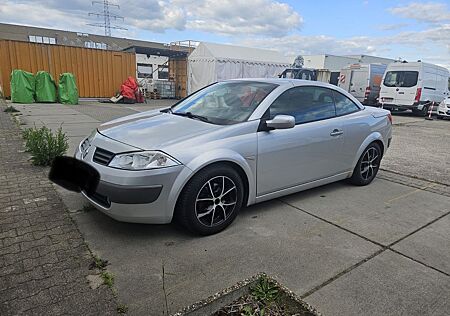 Renault Megane Coupé-Cabriolet 2.0 16V Exp...