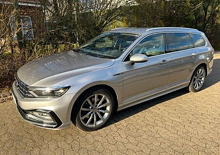 VW Passat Variant Volkswagen Passat 2.0 TDI DSG Elegance R-Line, Leder, AHK