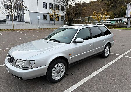 Audi A6 2.6 Avant quattro Automatik