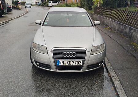 Audi A6 2.4 multitronic -