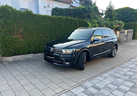 VW Tiguan Allspace Volkswagen 2.0 TDI SCR DSG 4MOTION High...