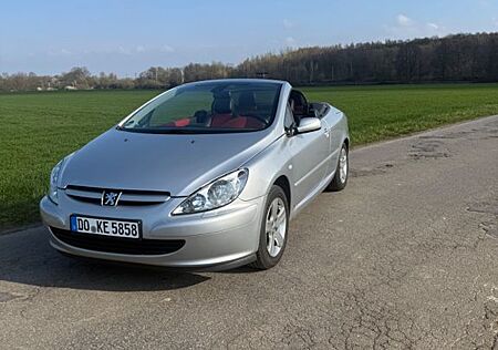 Peugeot 307 CC 135 Automatik 100kW -