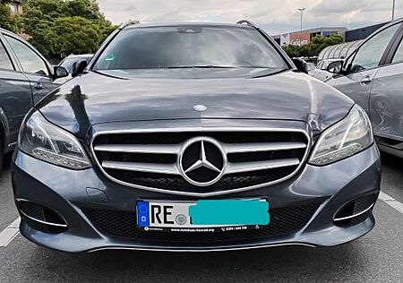 Mercedes-Benz E 200 BlueTEC T AVANTGARDE AVANTGARDE