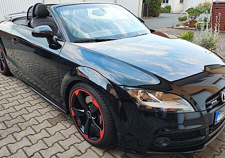 Audi TTS Roadster 2.0 TFSI quattro - Sonderlackierung