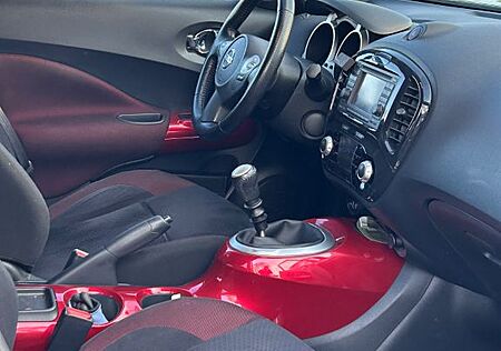 Nissan Juke 1.6 DIG-T Pure Black 4x2 Pure Black