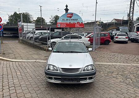 Toyota Avensis 2.0 linea sol/KLIMA/ZV/PARKHILF