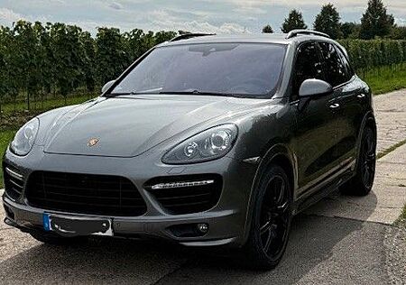 Porsche Cayenne GTS V8 top gepflegt mit Approved