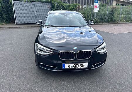 BMW 118i Sport Line Sport Line